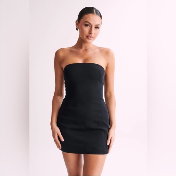 NWT Meshki - Maci Black Crepe Mini Dress Size S - Picture 1 of 9